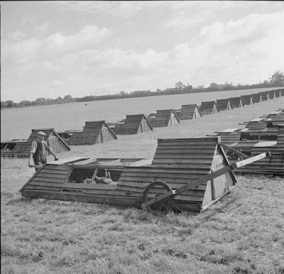 1943 chicken tractor.png