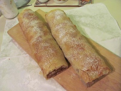 Apple strudel Thanksgiving 2018.jpg