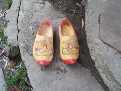 Wooden shoes 008.JPG